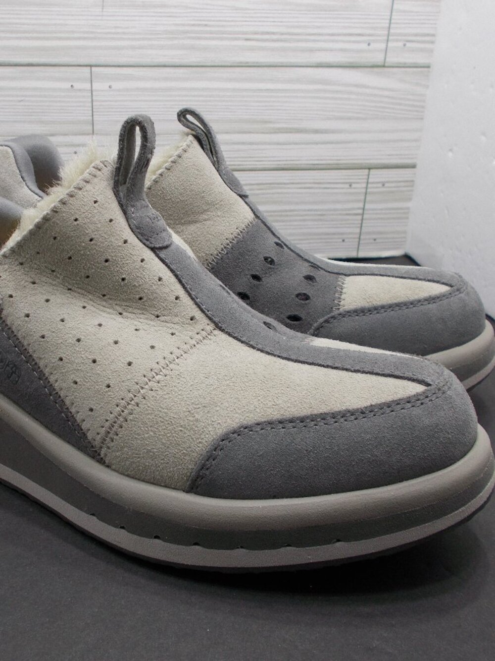 Deckers X Lab W KO-Z SNPR Low Wedge Lifestyle Recovery Shoes Women's 8